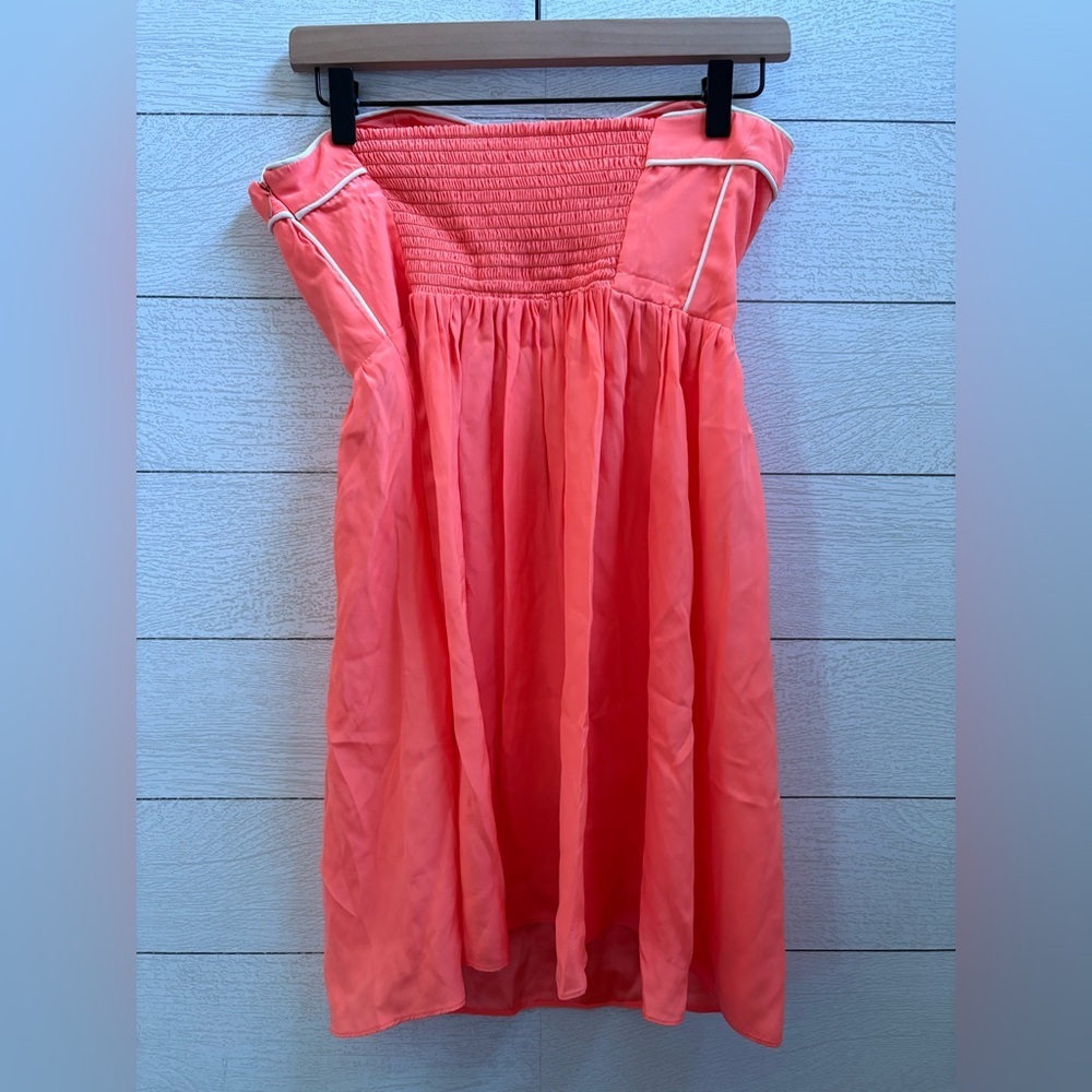 Alice & Trixie Coral Silk Strapless Fit & Flare Dress Size M | Made in NYC - Picture 4 of 6